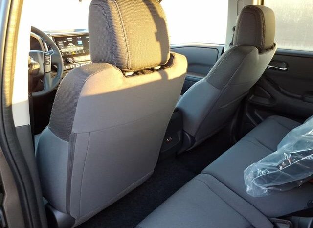
 Nissan Frontier full									