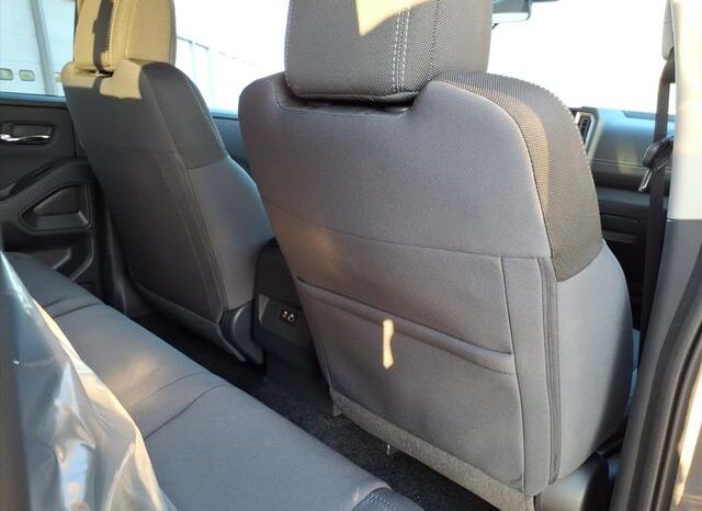 
 Nissan Frontier full									