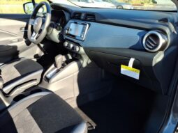 Nissan Versa full