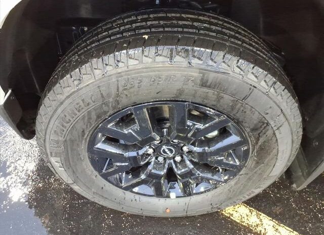 
 Nissan Frontier full									