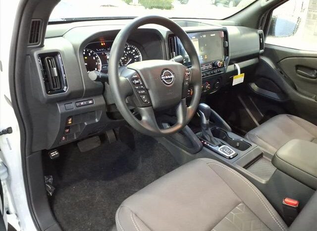 
 Nissan Frontier full									