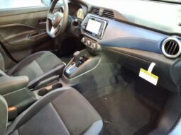
 Nissan Versa full									