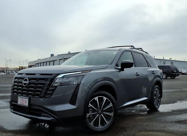 
 Nissan Pathfinder full									