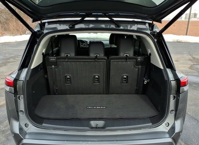 
 Nissan Pathfinder full									