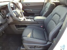 
 Nissan Pathfinder full									