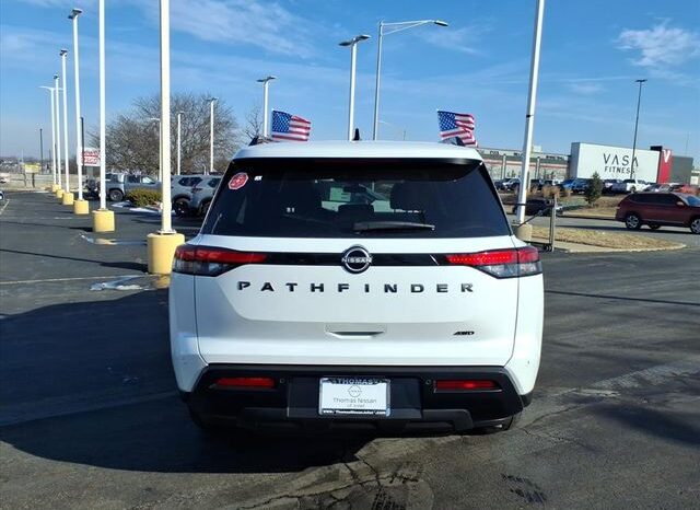 
 Nissan Pathfinder full									