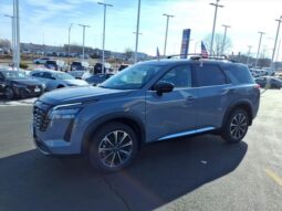 
 Nissan Pathfinder full									