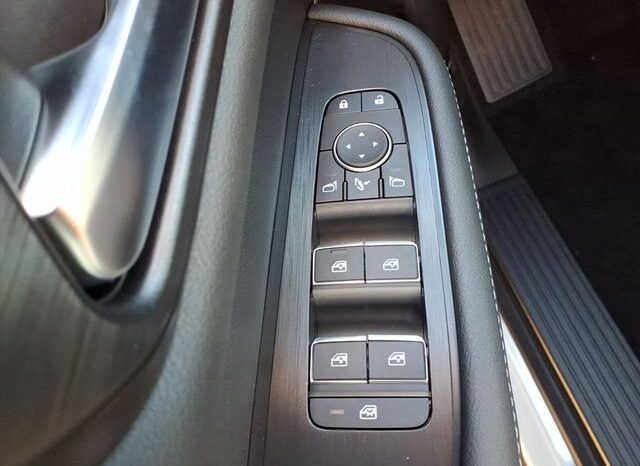 
 Nissan Armada full									
