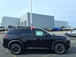 
 Nissan Pathfinder full									