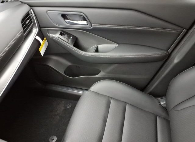 
 Nissan Rogue full									