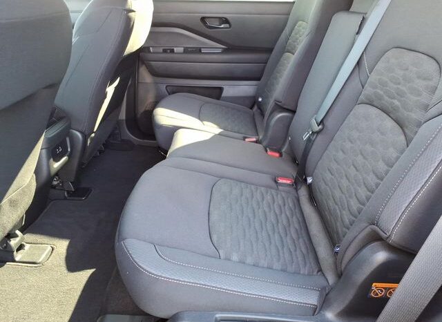 
 Nissan Pathfinder full									