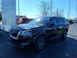 
 Nissan Pathfinder full									