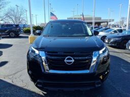 
 Nissan Pathfinder full									