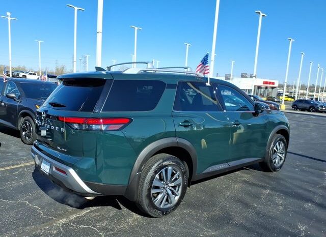 
 Nissan Pathfinder full									