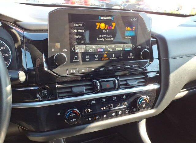 
 Nissan Pathfinder full									