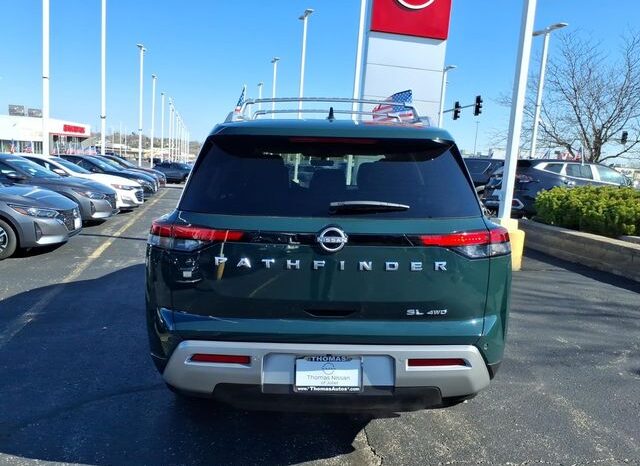 
 Nissan Pathfinder full									