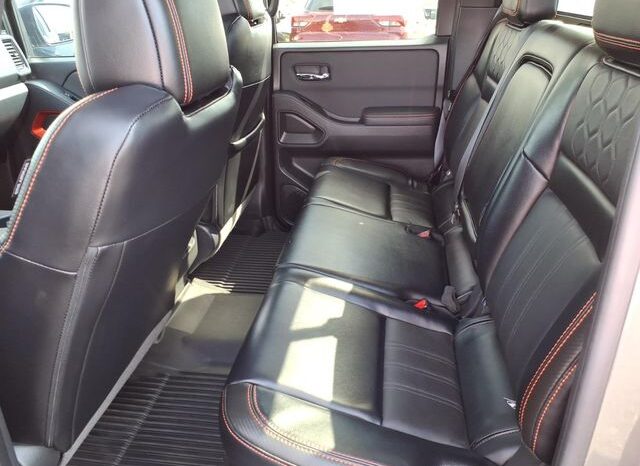 
 Nissan Frontier full									