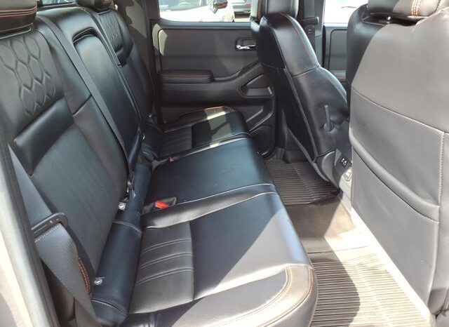 
 Nissan Frontier full									