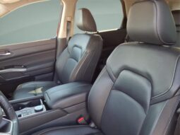 Nissan Pathfinder full