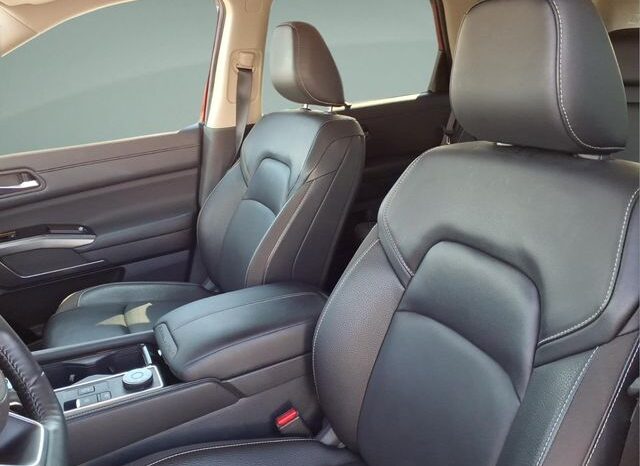 
 Nissan Pathfinder full									