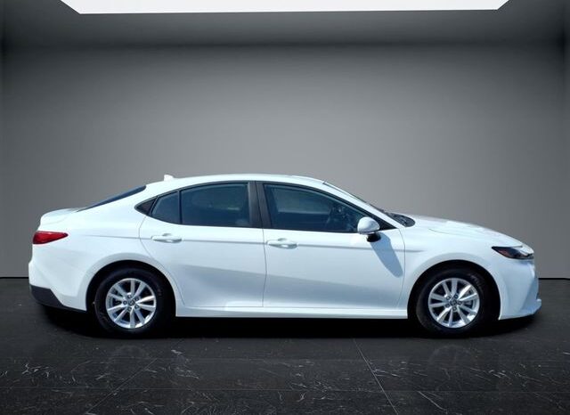 
 Toyota Camry full									
