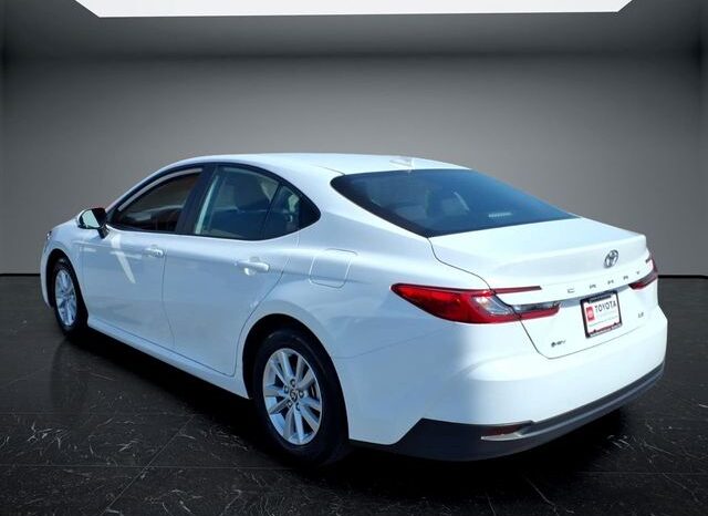
 Toyota Camry full									