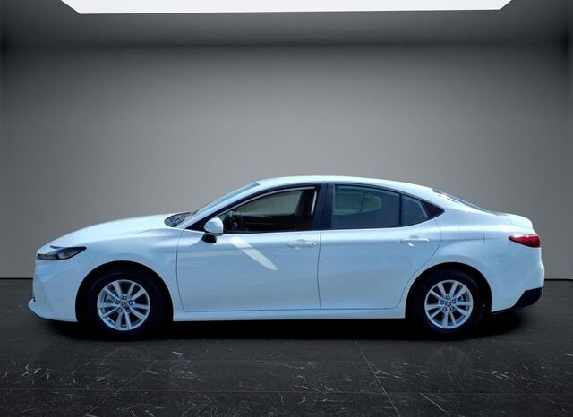 
 Toyota Camry full									