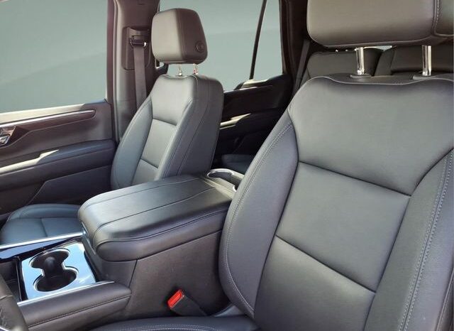 
 Chevrolet Tahoe full									