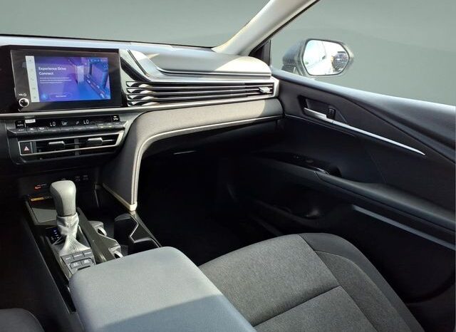 
 Toyota Camry full									