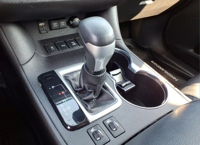 
 Toyota Highlander full									