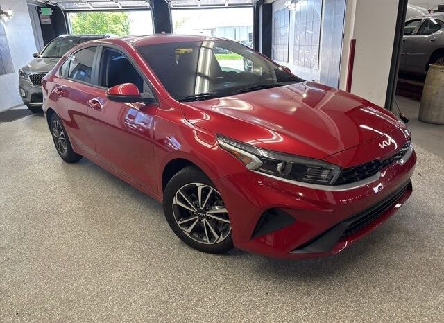 
 Kia Forte full									