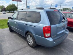
 Kia Sedona full									
