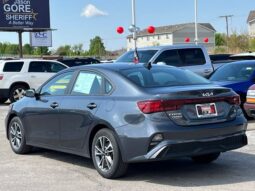 
 Kia Forte full									
