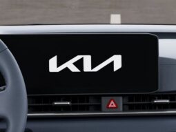 Kia Carnival full