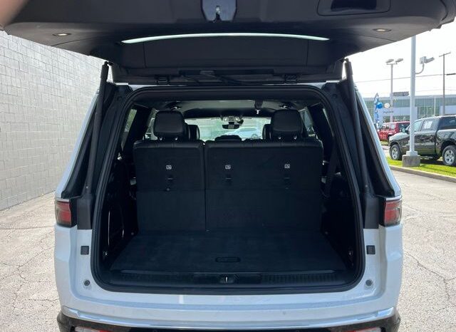 
 Jeep Wagoneer full									