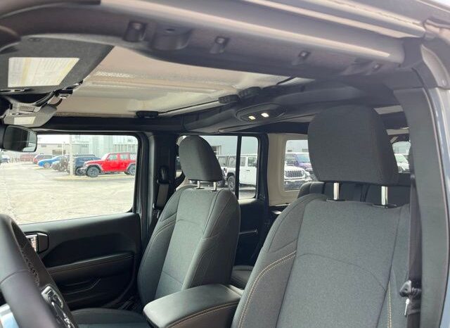 
 Jeep Wrangler full									
