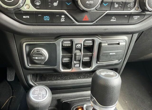 
 Jeep Wrangler full									
