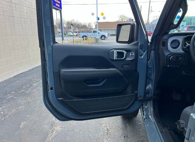 
 Jeep Wrangler full									