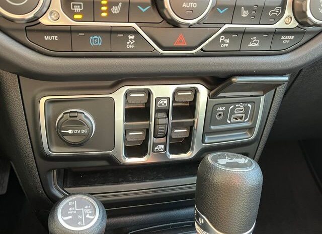 
 Jeep Wrangler full									