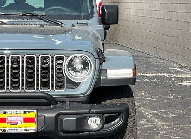 
 Jeep Wrangler full									