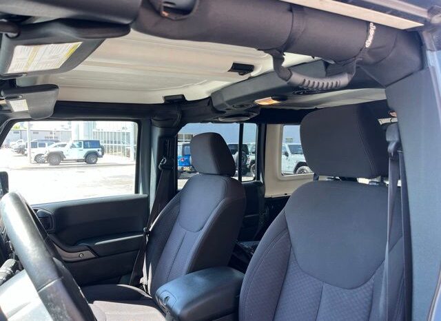 
 Jeep Wrangler full									