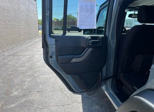 
 Jeep Wrangler full									