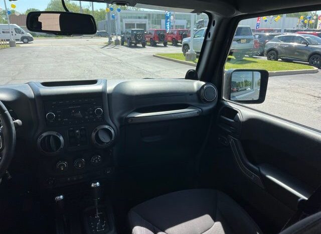 
 Jeep Wrangler full									