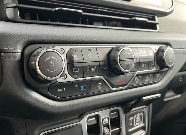 
 Jeep Wrangler full									