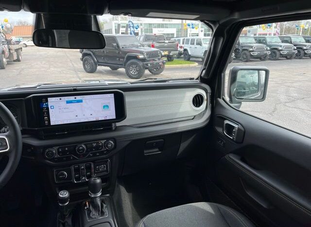 
 Jeep Wrangler full									