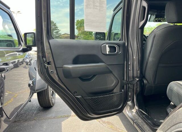 
 Jeep Wrangler full									