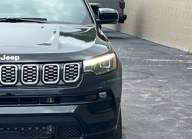 
 Jeep Compass full									