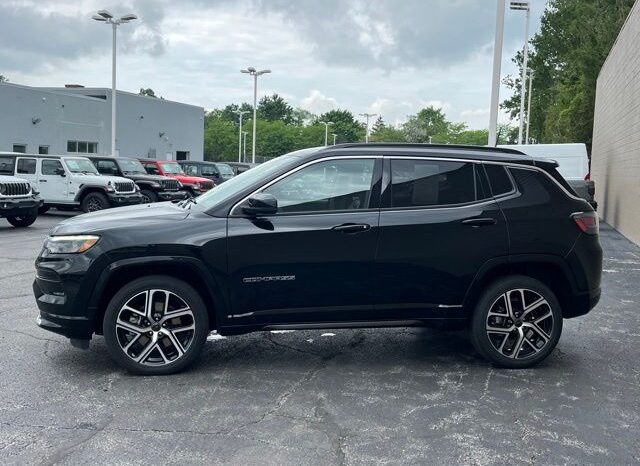 
 Jeep Compass full									