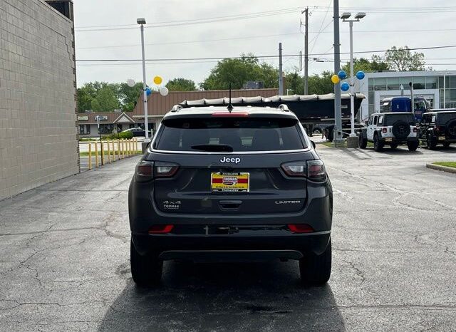 
 Jeep Compass full									
