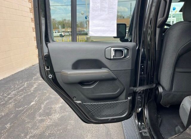 
 Jeep Wrangler full									